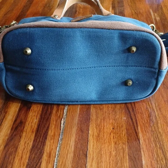 Lee Waxed Canvas Leather Crossbody Purse - Picture 5 of 9